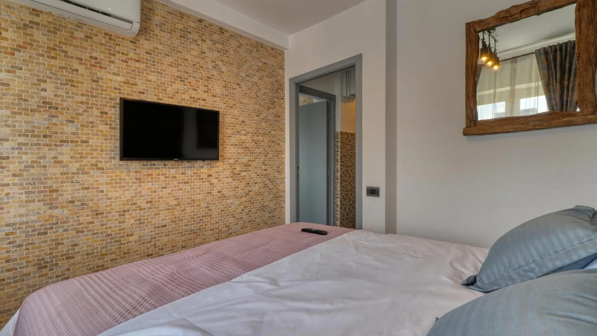 Rdi Elegance Apartment Downtown Bucureşti 0*,  România